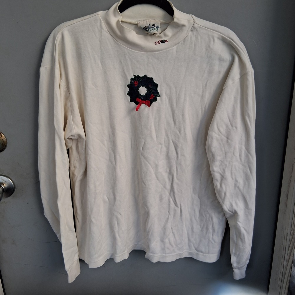 Northern Reflections Vintage Embroidered Christmas Wreath Mock Neck Shirt S EUC
